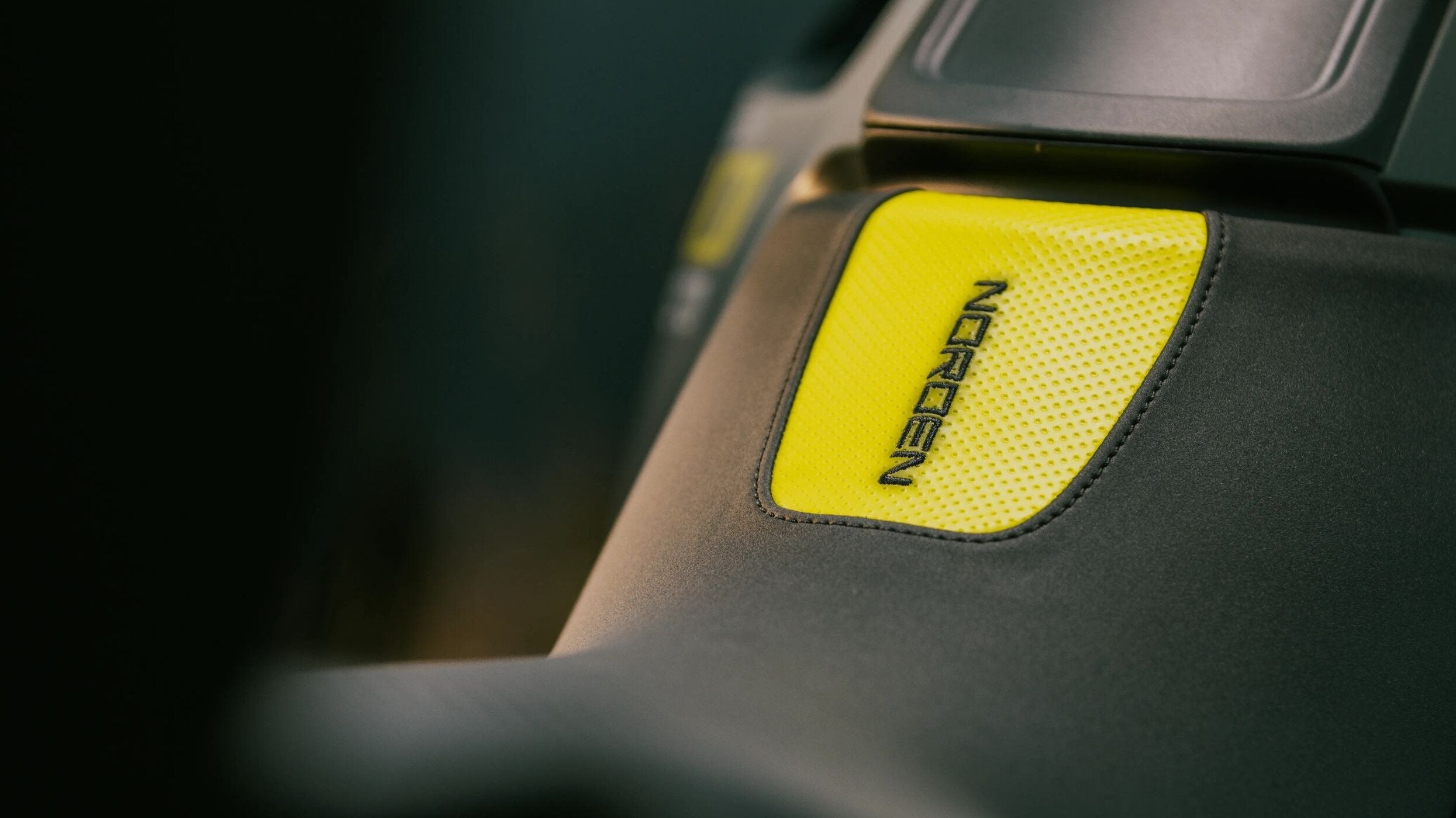 Husqvarna 901 Norden Graphics