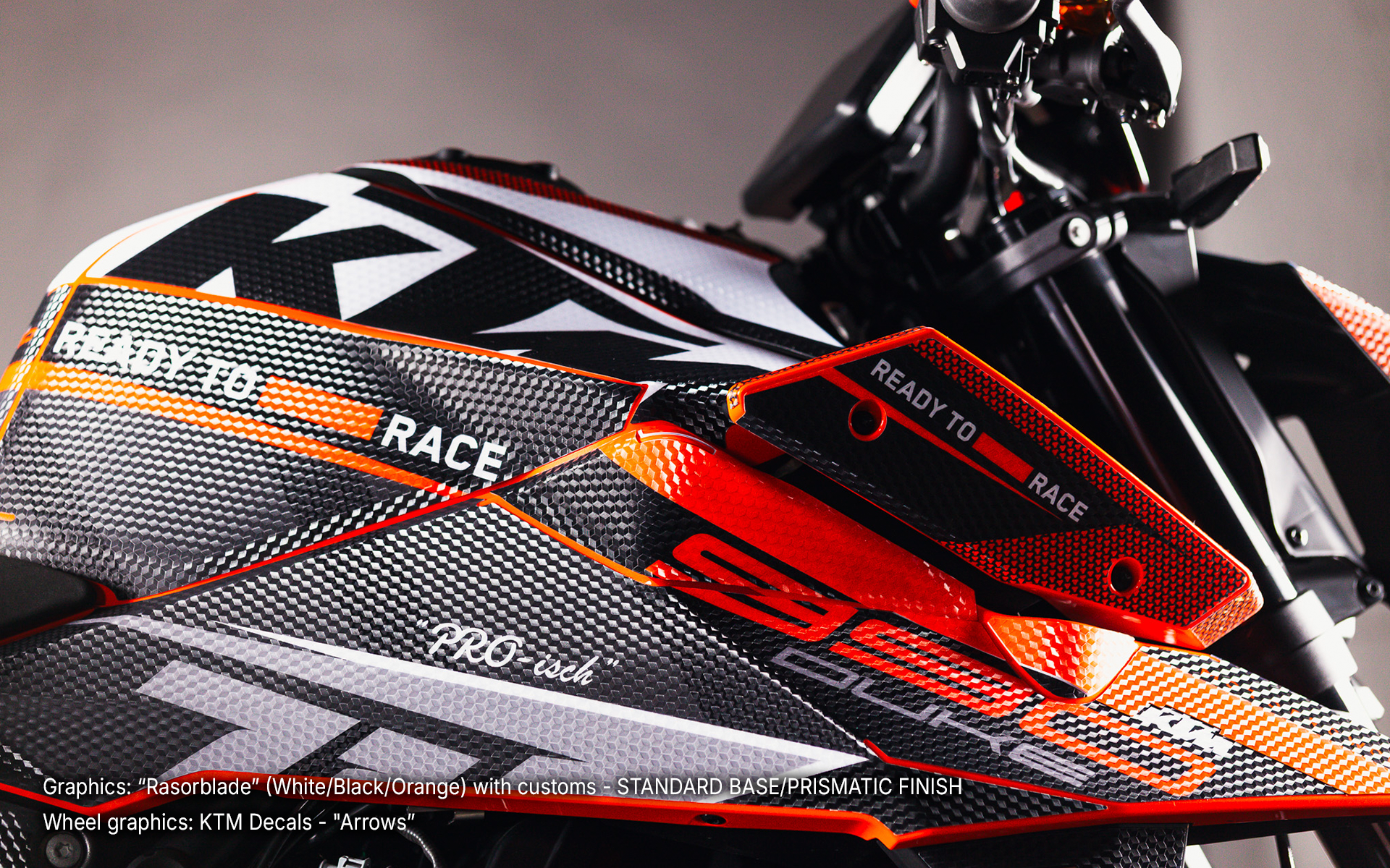 KTM 990 Duke GRAPHICS - "Rasorblade" (White/Black/Orange)