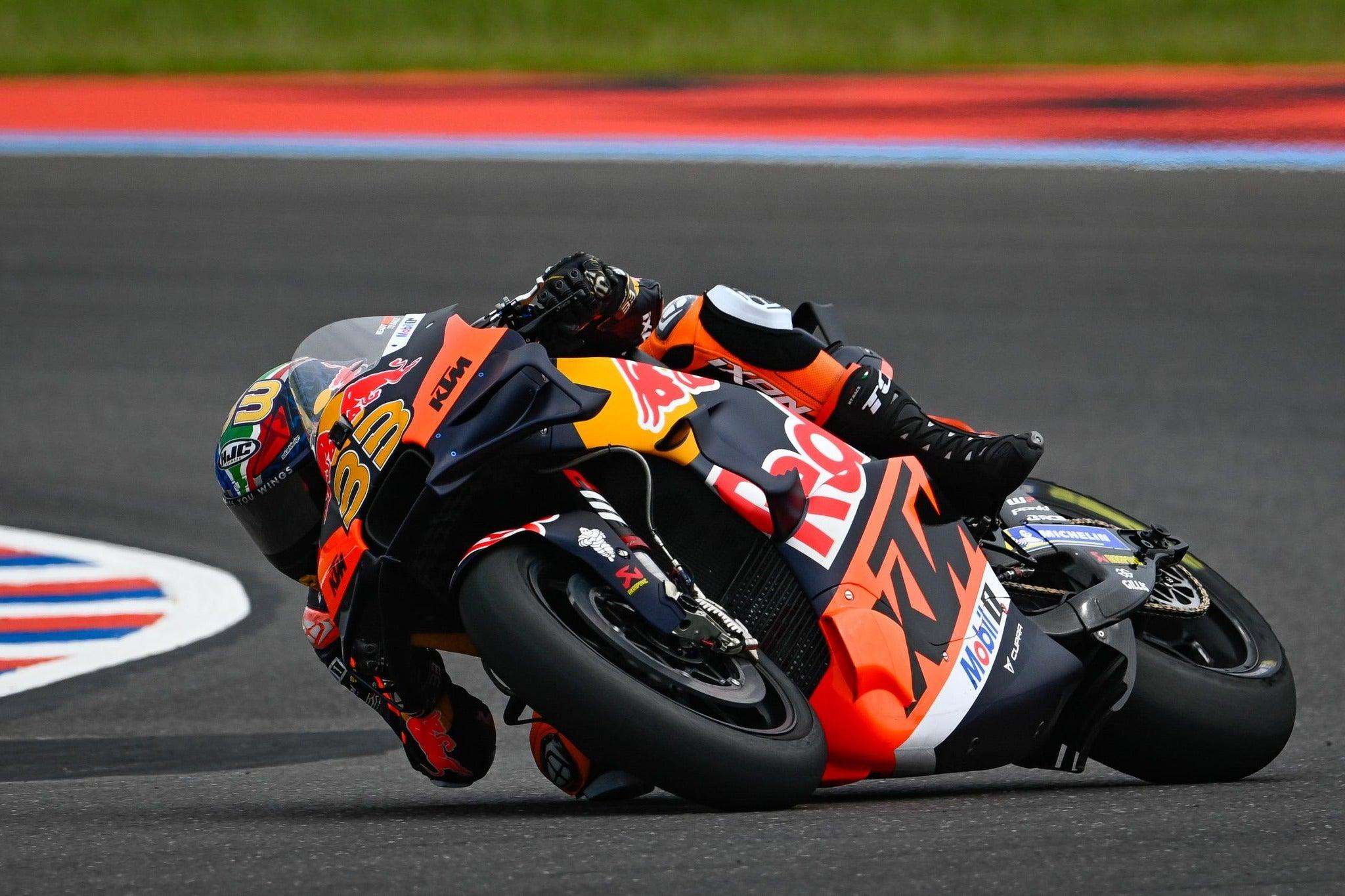 MotoGP Argentina: Brad Binder delivers a masterclass from P15 to win the Sprint - MotoProWorks