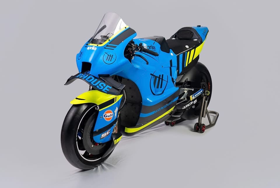 Trackhouse first to show the 2025 livery