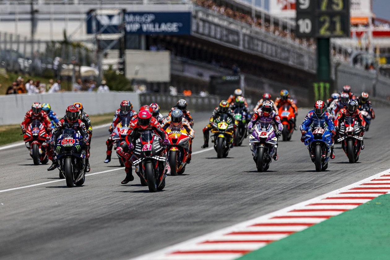 Sprint races to be introduced at all Grands Prix from 2023