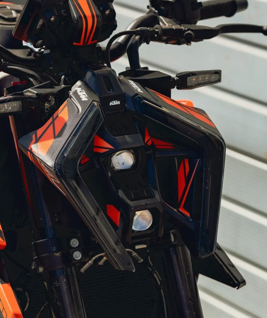 Headlight Graphics "Pulse"- KTM 990 Duke
