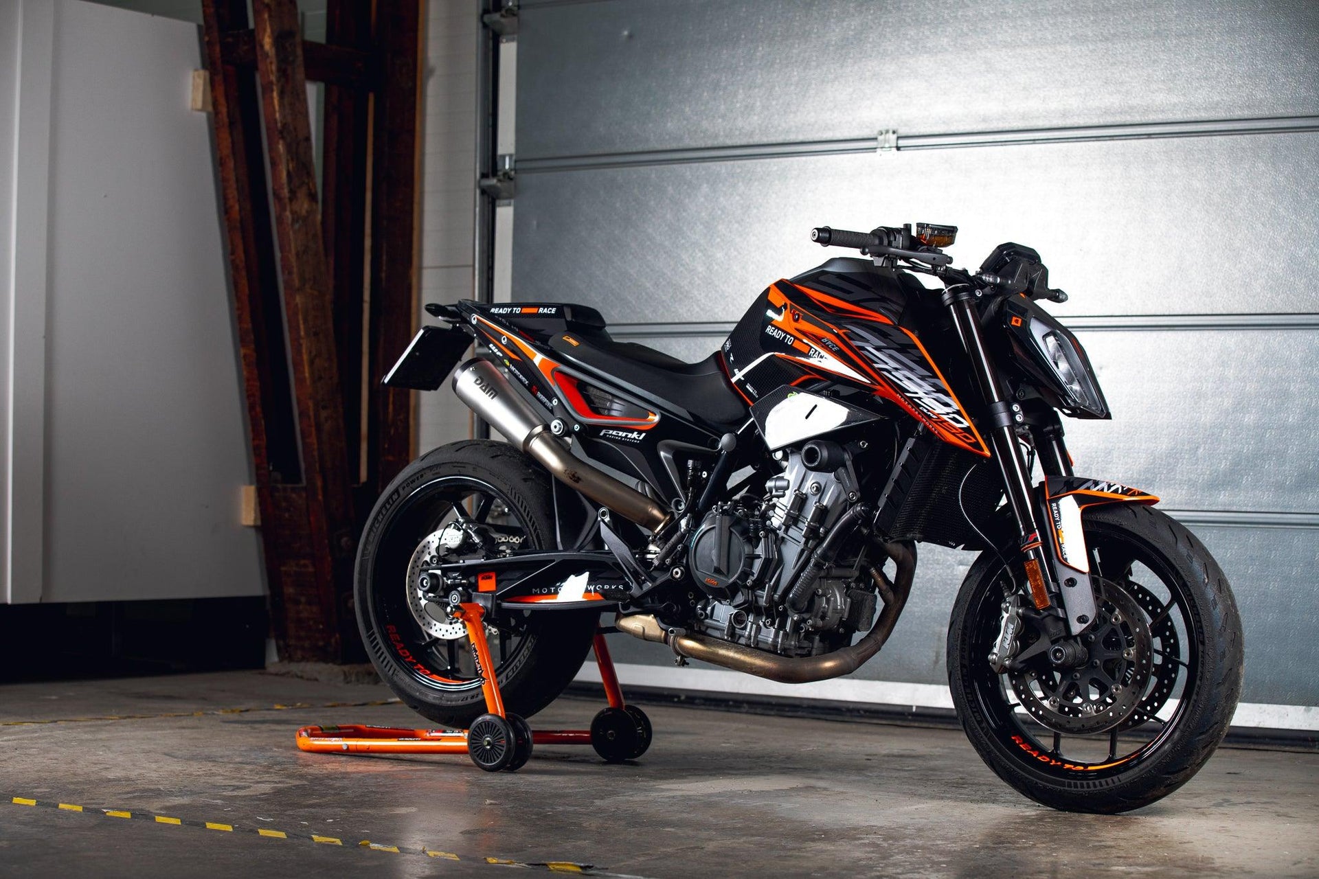 KTM 790 890 Duke GRAPHICS Warp Black Orange MotoProWorks ktm-790-890-duke-graphics-warp-black-orange-motoproworks