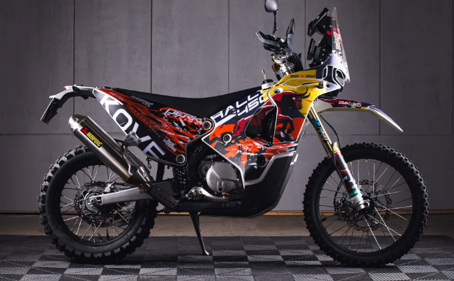 *OUTLET!* KOVE 450 RALLY 2022-2026 GRAPHICS - "Striker" (Alpha)- MATTE - Ref.28241