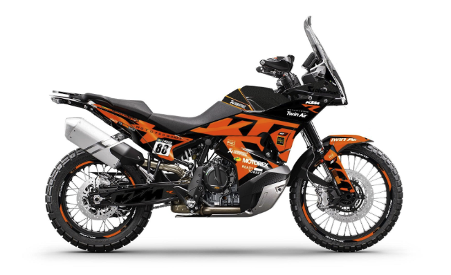 *OUTLET!*  KTM 890 Adventure R 2023-2024 GRAFICHE - "Nomadic" (Nero/Arancione)- LUCIDO - Rif.34100