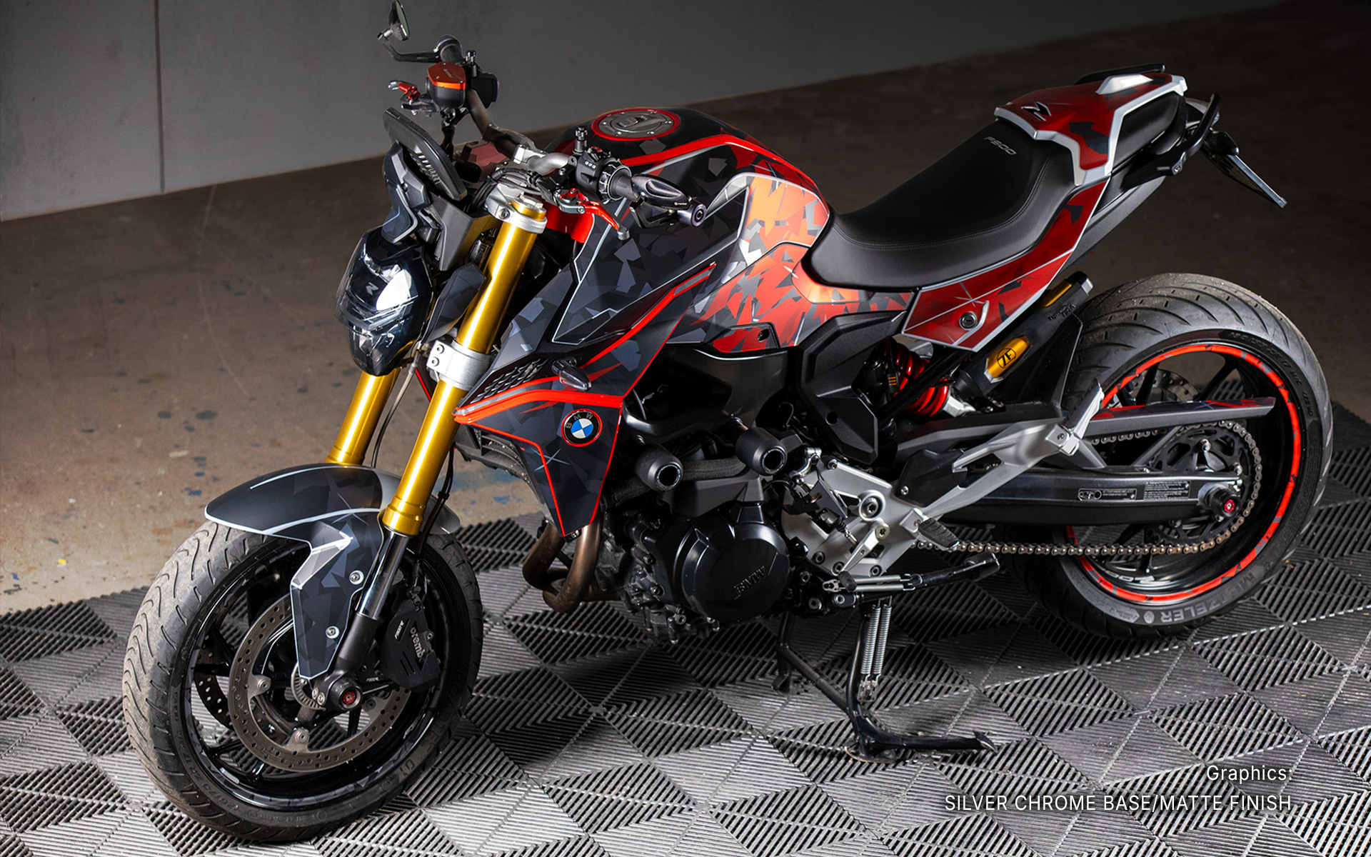 BMW F 900 R KITS DÉCO - "Flake" (Noir/Rouge)