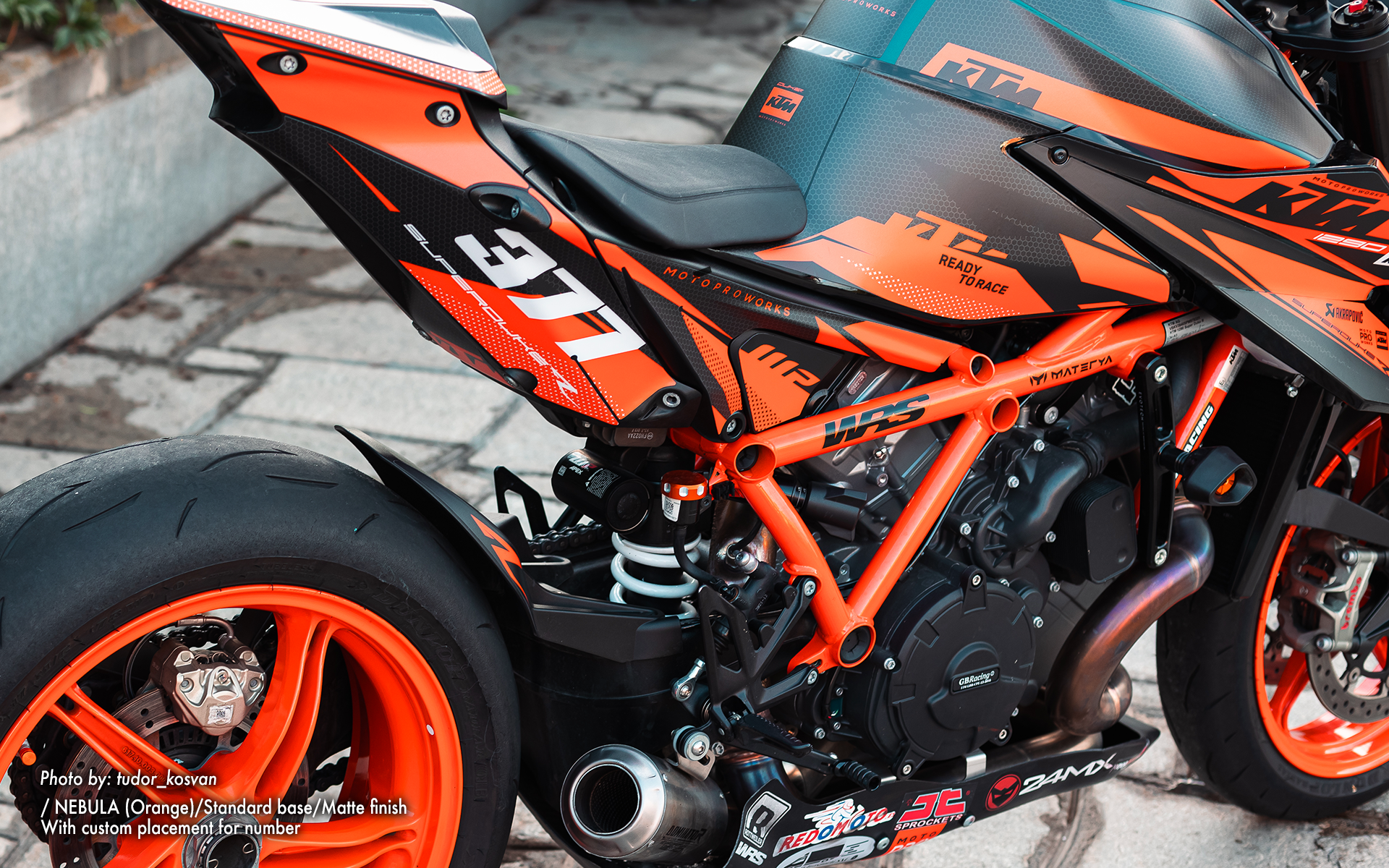 KTM 1290 Super Duke R GRAPHICS - 