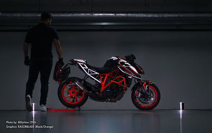 KTM 1290 Super Duke R GRAPHICS - "Rasorblade" (Black/Orange)