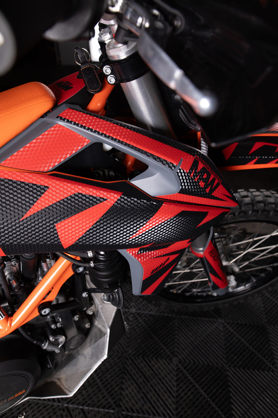 KTM 690 Enduro GRAPHICS - "Kickdrift" (Red)