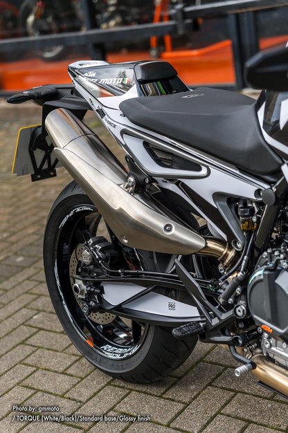 KTM 890 Duke R GRÁFICOS - "Torque" (Blanco/Negro)